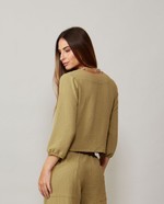 BLUSA INGLATERRA - VERDE OLIVA