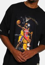 Camiseta Oversized Mitchell & Ness NBA  Shoe Palace Philadelphia MN645