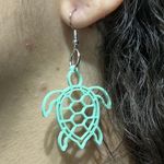 Impressão 3D - Par de Brincos Tartaruga- PLA na Cor Verde Claro