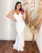 {Carla} Vestido Longo Sereia Alça Fina Trançado nas Costas (Branco Off)