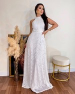 {Cíntia} Vestido Longo Rodado Gola Alta em Renda Detalhes em Guipure (Branco Off)