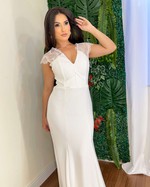 {Diana} Vestido Longo Sereia Minimalista Costas em Renda Chantilly (Branco Off)