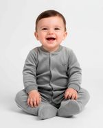 Macacão Bebê Plush Unissex Básico Aberto na Frente