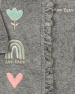 Macacao Bebe Plush Menina Bordado Flor e Arco Íris