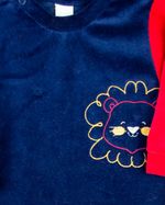 Macacao Bebe Plush Masculino Pezinho Bordado Baby Lion