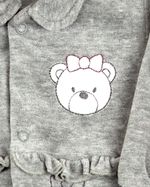 Macacao Bebe Menina Plush Bordado de Ursinha com Lacinhos