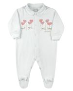 Macacão Bebê Plush Aplicações de Coraçõezinhos e Lacinhos de Cetim