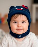 Touca de Bebe Menina Plush com Botão Bordado de Gatinha