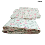 Kit Cobre Leito Ultra Lisse Casal 2,10m x 2,30m Com 2 Porta Travesseiros 50cm x 70cm Rolinho Sortido 100% Poliéster