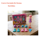 Boneca Maggie Com Roupinhas Peruca e Acessórios Sortidos