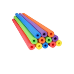 Kit Com 12 Boias Macarrão Espaguete Flutuador Para Piscina Praia Flexível Resistente Com Furo