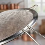 Peneira Inox com Cabo 22cm para Cozinha Coar Alimentos e Receitas