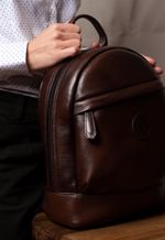 Mochila Couro MF101