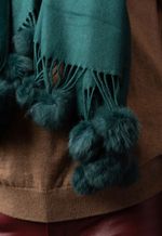 Estola Viscose Pingente de Coelho Verde Escuro