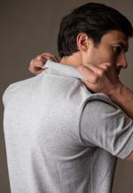 Polo Piquet Masculina Cinza