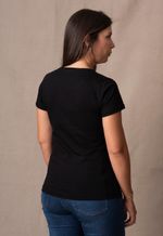 Camiseta Feminina Lisa Preto