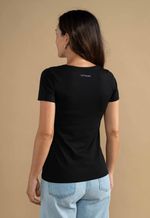 Camiseta Feminina Lisa Tech Preto