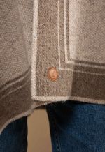 Ruana Venencia Llama Andina e Lã Merino 3591 Beige com Tostado