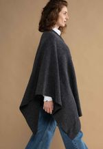 Ruana Madri Lã Merino e  Lã Angora Cinza com Preto