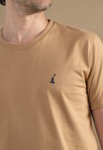 Camiseta Masculina Lisa 2025 Camel