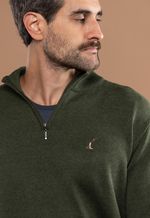 Suéter Masculino Gola Alta com Zíper Verde-Musgo