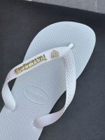 Havaianas Top Branca + Escrita Dourada + Coração de Strass