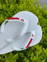 Havaianas Top Branca + Escrita Vermelha + Borboleta Vermelha 