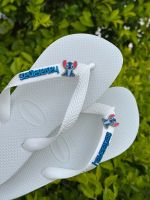 Havaianas Top Branca + Escrita Azul + Stitch Azul Orelha Rosa