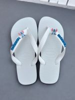Havaianas Top Branca + Escrita Azul + Stitch Azul Orelha Rosa