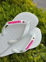Havaianas Top Branca + Escrita Rosa + Ponto Luz Rosa