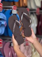Havaianas Square Cafe + Escrita Rose