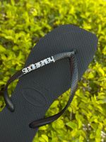 Havaianas Square Preto + Escrita Prata 