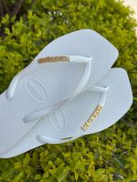Havaianas Square Branco + Escrita Dourado 