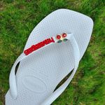 Havaianas Square Branca + Escrita Vermelha + Cereja 