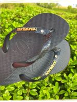 Havaianas Top Preta + Escrita Dourada + Ponto de Luz