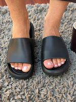 Chinelo Nuvem Petite Jolie Hug PJ7639 Preto