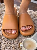 Chinelo Nuvem Petite Jolie Hug PJ7639 Doce de Leite