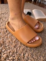 Chinelo Nuvem Petite Jolie Hug PJ7639 Doce de Leite