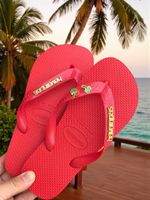 Havaianas Top Vermelho+ Escrita Dourada + Coco + Coqueiro
