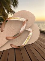Havaianas Top Rose Gold + Escrita Dourada + Borboleta Branca 