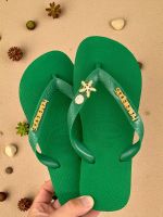 Havaianas Top Verde + Escrita Dourada + Concha + Estrela