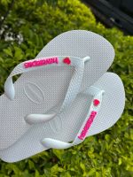 Havaianas Top Branca + Escrita Rosa + Coração Rosa