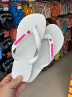 Havaianas Top Branca + Escrita Rosa + Coração Rosa