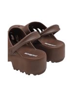 Tamanco Babuche Moleca 5563.100 Chocolate