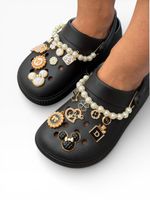 Babuche Moleca Preto Personalizada 01