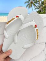 Havaianas Top Branca + Escrita Dourada + Cereja 