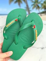 Havaianas Top Verde + Escrita Dourada + Cereja 