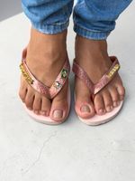 Havaianas Top Rosa Ballet+ Escrita Dourada + Bandeira Brasil e Tucano