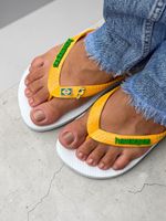 Havaianas Top  Brasil Tropical  Arara Branco/Amarelo