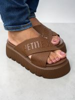 Tamanco Petite Jolie Smash PJ7588 Chocolate
